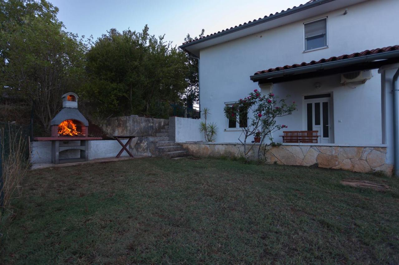 Ferienwohnung Viridis Pula Exterior foto